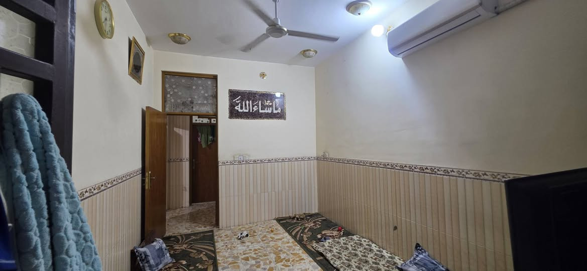 🏠 دار للبيع طابو صرف طابقين مساحة 150 واجهية 10 نزال 15
📍الموقع الحولي رابع دار عن الحولي قريب جدآ عن الشارع الرئيسي 
شارع 15 يحتوي على 3 غرف نوم استقبال صالة مطبخ مجمع صحيات البناء صب كونكريت مسلح طابوق 
للاستفسار مراجعة مكتب عالم العقار في الجمعية مقابل الإطفاء او الاتصال
***********
***********
 #عندك_عقار_للبيع_فقط_راسلنا_اواتصل_وات_ساب
