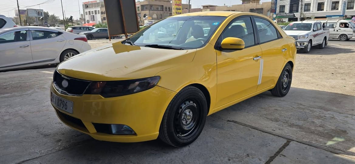 يالله اسلام عليكم رمضان كريم عليكم فورتي ١١ بسمنه كير محرك صدر جديد تخم تاير جديد رقم كربلاء حدثها جملغ امامي مابيها اي دواخل محرك ٢٠٠٠ دوش  اسعر ٨٨ وبيه مجال *********** بغداد الجديده
