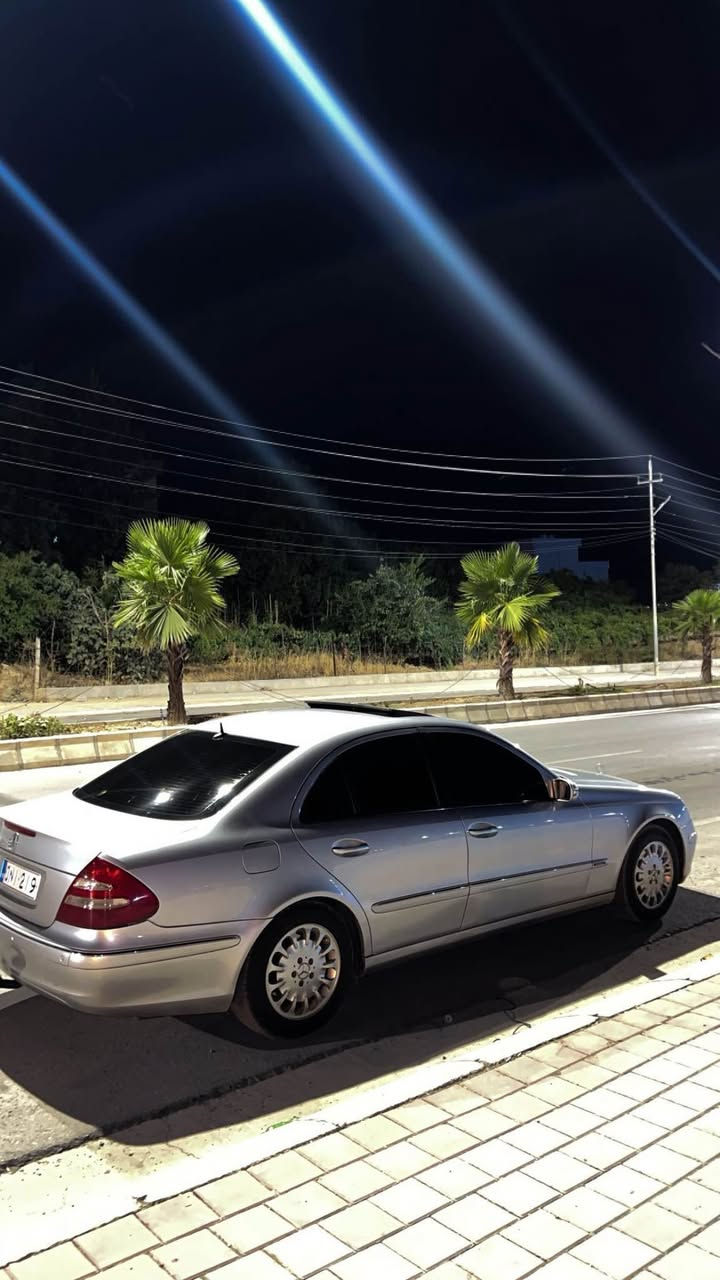 Marcedc 2004 
مەنەفێست ئەسلی 
سەیارەکە فول فولە 
تەنها بن دەرگای یەکی بۆیاخە 
کێر تۆماتیکۆ حادی 
٤ کێرە 
٦ پستۆن 
بەشەرتی ئەوەی بەنزین کەم بخوا 
گۆرینەوەش ئەکەم بەشتێ بەدلم  بێت 
*********** سوران, أربيل
