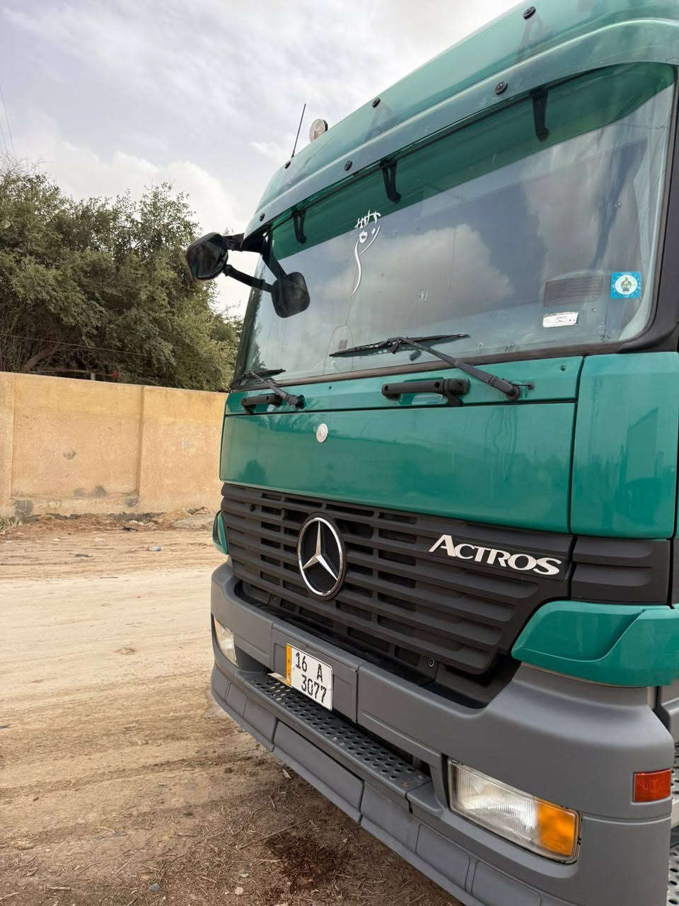 سلام عليكم البيع مديل ٢٠٠٣ اصل محرك ٤٣ جديد سياره عل وظع شريكه مكفوله كفاله عامه تخم تاير برجستون شرط تحويل تبريد تدفيه صوبه رجان المو شراي اليخابرني مكان سيار ميسان سعر ٣٣٠ رقم ***********
