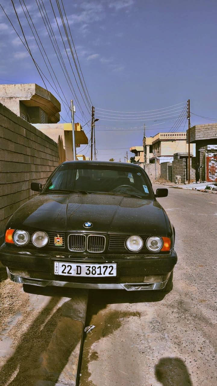 السلام عليكم.   للبيع بيئم.      موديل 1990
اربيل دولي.   تحويل مباشر سنويه منتهيه تجديد فقط

.  صبغ عام جمالي.    كفاله
من دكه جاكوج.   من دعاميه للدعاميه 
وإلك الفحص.  شرط

525.   محرك. V6.   مسكر   
كير.     ومحرك.    خير من الله.  
صدر.  امامي     وخلفي.        

دمام.  سستم. سماعات.  مال جناي ومتعوب عليهاااا 

مكاني.  صلاح الدين     بيجي.    
سعر 64. $   وبي مجال.  
رقم الهاتف.   ***********.
