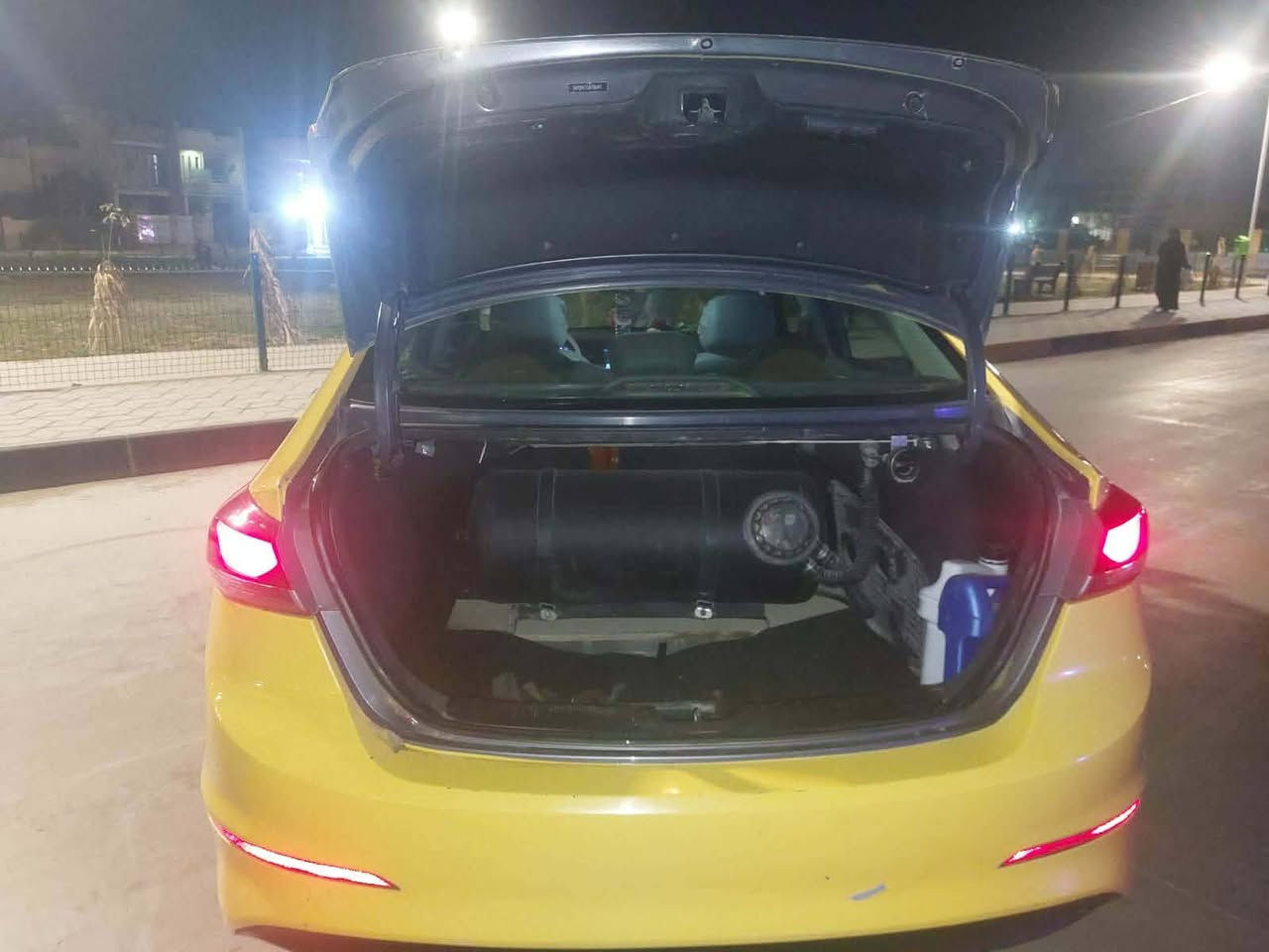 سلام عليكم النتره البيع مديل 18 نص فول 
حداديه خير من الله ملضومه غازز الاستفسار ***********
***********
غير متواجد علئ الفيس
