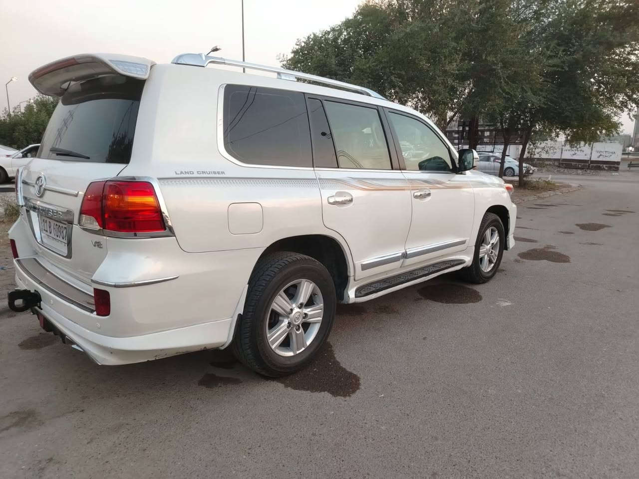 السلام عليكم
لاندكروز 2012 محرك 4 و600 بيها قطعه صبغ جاملغ     خلفي وبيها بارد السونار موجود ويا الصور السعر 29 الف   مكان بغداد ***********
