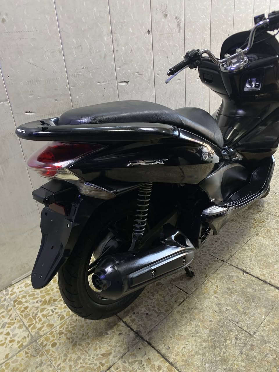 جيل لاول ياباني كفر ومكينه مكفول استان كهرباىي حساس ازدحام كله شغال مابيها اي نقص كامله مكمله شلعه ومعدل ونعومه فولل 2سويج وياها مكان بغداد بلديات ***********
