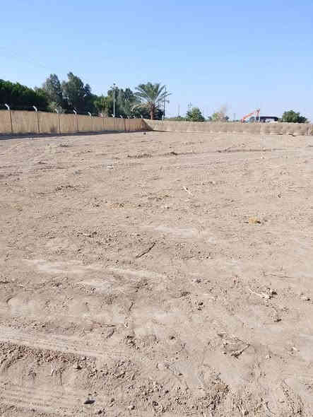 السلام عليكم ارض شاطيه ١  دونم للبيع مكان طريق موفقيه حي الاستفسار الاتصال على الرقم ***********
