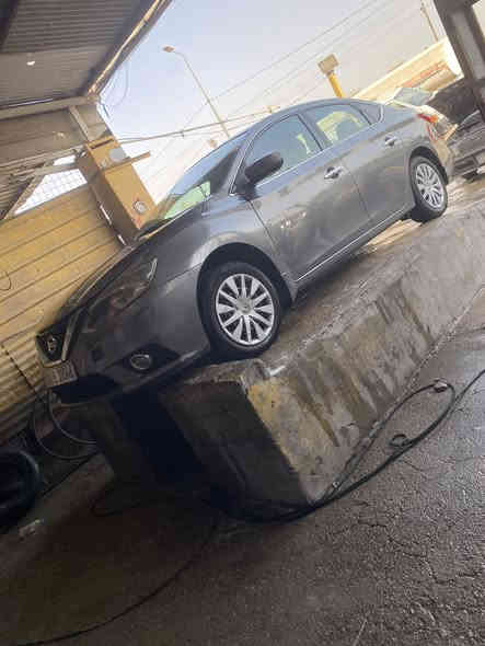 سلام عليكم 
نيسان سنترا ٢٠١٧ 
شماليه وكاله بسمي تريد سنويه تريد وكاله بكيفك 

السياره مبدل بنيد و اربع اصابع بارد بلجاملغ الامامي
و طخات شارع يعني يرادلها بوليش السياره تترجع وكاله 
 
كير مكينه تبريد كفاله عامه 

السياره بيها نقوصات يوكع من سعرها 
مكاني بغداد ابو غريب شارع الزيتون 
سعر  ١٠٨

***********
