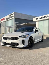 كيا ستنكر موديل2022 فول 1/1 جيتي لاين السياره معوقين بعدلها اقل السنتي...