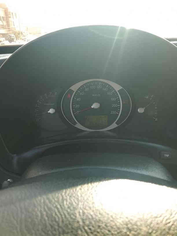 توسان 2009خليجي محرك 2000 بيها ربع جاملغ ايمن بي طخه  وباب السايق بي بارد قليل جدا كير مكينه ترايك وين  تحب رقم بغداد بسمي السعر 117ورقه عنوان البلديات التجار *********** بغداد
