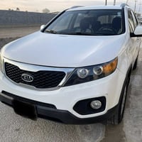 من رخصه الادمن كيه سورنتو خليجي  بدون صبغ مكينه كير حداديه صدر تخم تاي...