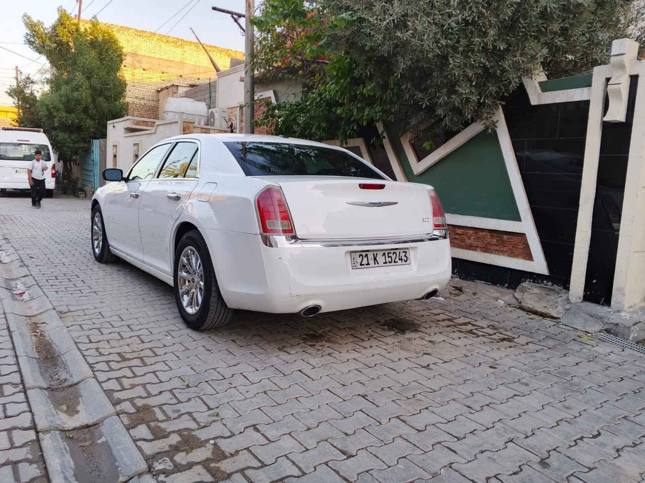 السلام عليكم اوباما 12 كفال عامه فول مواصفات عده البونرامه مكينه كير اكسل حداديه تخم تاير كهربائية كله كفاله رقم سليماني بسمي سنويه شرط التحويل هزه وسنويه جديد بيها شبر بارد فقط والباقي كفاله مكينه 3600توويل مكان السياره بغداد السعر 185 وبيها مجال ***********
