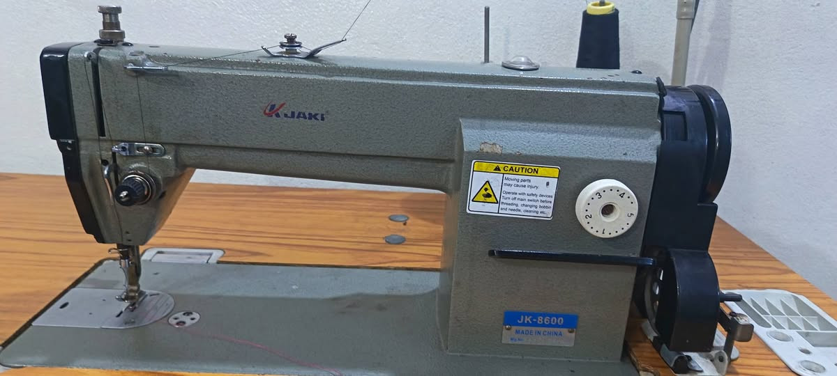 مكينة صناعية إنتاجية مال شغل و مشاريع إنتاجية صغيرة تخيط جميع انواع الاقمشة حتى الچادر الثخين و الجلود بسعر ب 175 الف فقط
للتواصل  ***********
يوجد توصل  لجميع مناطق جنوب الموصل
