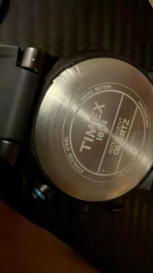 ساعة أصلية Timex Intelligent Quartz✨
🔹 الموديل: بوصلة + مقياس حرارة + مد وجزر
🔹 النوع: كوارتز – بطارية
🔹 الحالة: نظافة ممتازة
🔹 مناسبة للرحلات والأنشطة الخارجية
🔹 مقاومة للماء

📌 ملاحظة: لسنا تابعين لأي شركة أو علامة تجارية، نحن اسم مستقل فقط.

📞 للتواصل:
***********

🚚 يوجد توصيل مجاني لجميع محافظات العراق الحبيب
💰 السعر: 185 دينار شامل التوصيل
