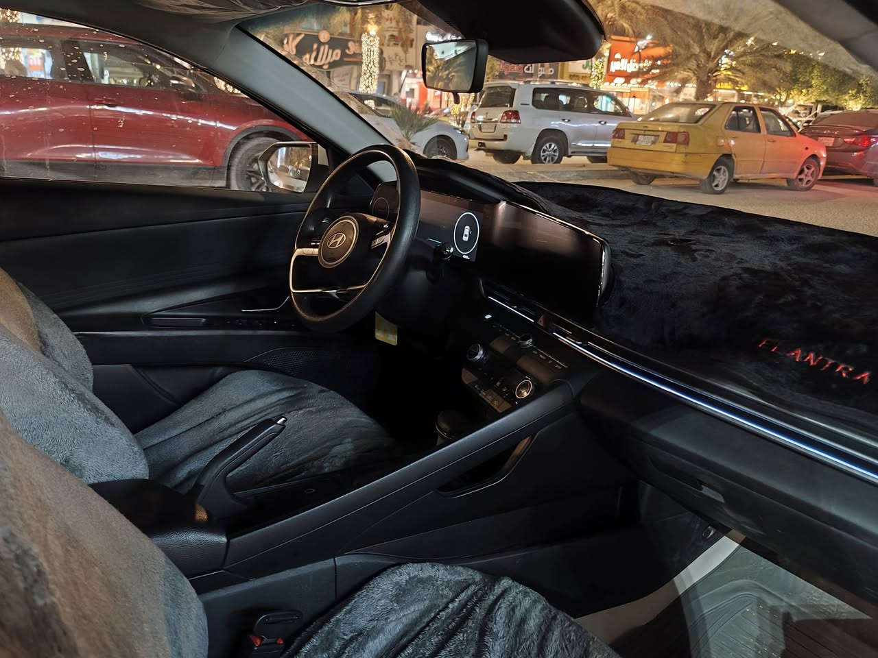 يالله ...
السلام عليكم ورحمه الله وبركاته 
الانترا 2025 وارد امريكي الون ابيض صدفي محرك 2000 دوش رقم ذي قار انكليزي  ماشية 43000 وقابلة للزيادة 
مواصفات معروفة رادار تحكم تشغيل عن بعد بصمة السعر 135 وبيها مجال قليل رقم صاحب السيارة *********** 
مكلف بالنشر
