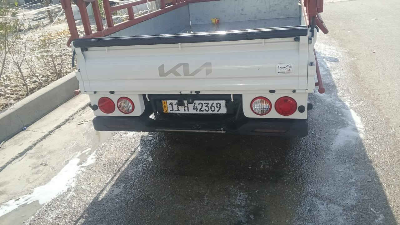 ***********
كيا 25 للبيع العنوان بغداد مدينه الصدر سياره مقفوله

