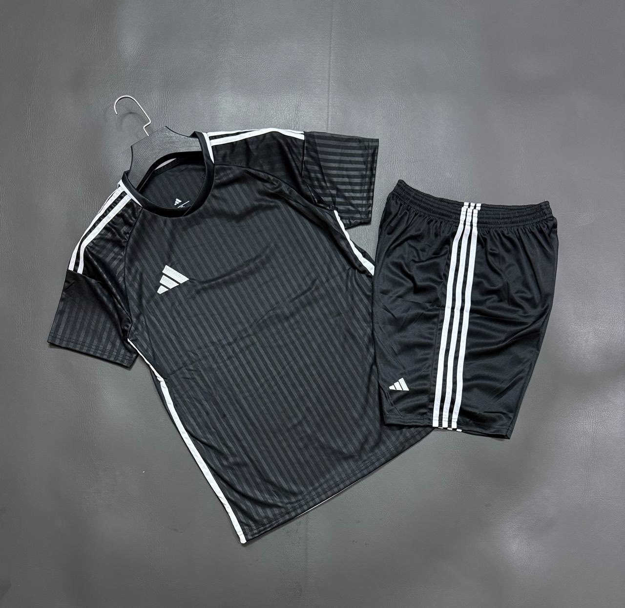 دريس وشورت درجه أولى الأصلي 
توفر ب16 لون 
للحجز والاستفسار مراسلة الصفحه


**إذا كنت صاحب هذا الإعلان وتريد حذفه لأي سبب، رجاءا أرسل رسالة إلى الدعم الفني**