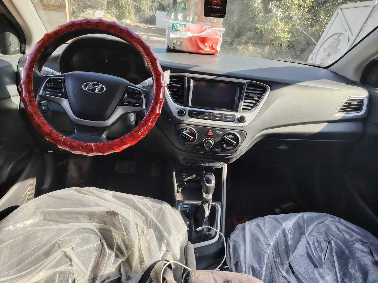 السلام عليكم اكسنت موديل ٢٠٢١ معوقين وكاله عامة من المالك ب ٢٨ تصير حره وارد امريكي جاملغ امامي وباب بدون دواخل  مكينه ١٦٠٠ دوش ماشيه ٤٨ حقيقي سياره جديده وجاهزه تخم تاير جديد مكينه كير حداديه السعر ١١٠ وبيها مجال العنوان بابل الاتصال على الرقم ***********
***********
