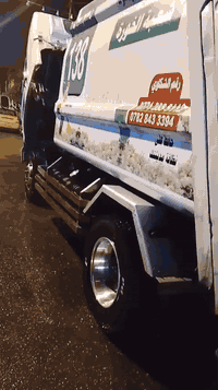 السلام عليكم كابسه للبيع هينو شيطان قماره وربع مكينة 6فول عادي سياره نضيفه وخير من الله خطها شعبه الخوره قاطع بريهة شفتين صباحي ومسائي السياره معفيه ***********
