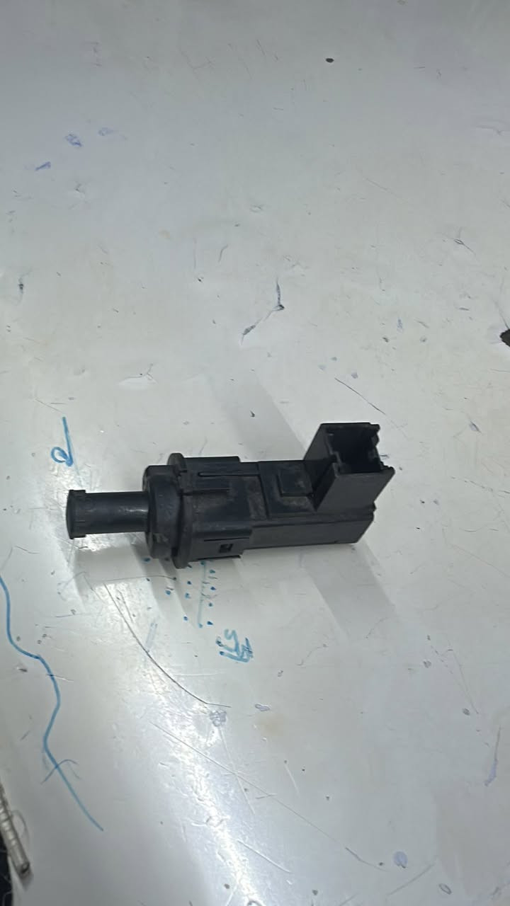 علي رشيد 
البصره صناعيه حمدان
متواجد من 8ص الى 3 م

‭+964 771 876 4777‬
