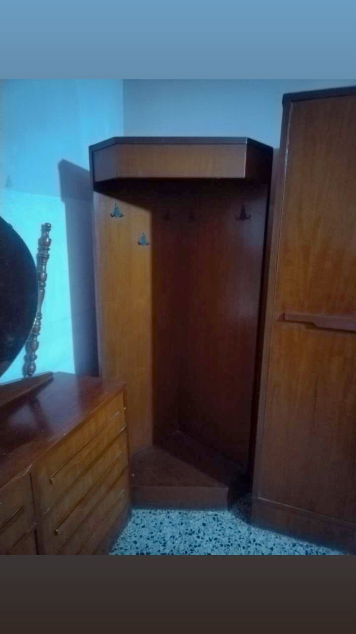 السلام عليكم غرفه نوم للبيع صاج اصلي السعر 250 لاتصال عل الواتساب ***********
