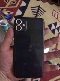 ايفون 11 شاشه اصليه كلشش وبطاريه ضمان 225الف 07740020410