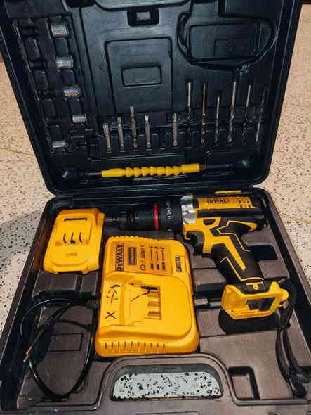 دريل شحن جديد بعده استخدام شي قليل ب٣٠ الف مجال بصيط مكاني الرمادي ***********
