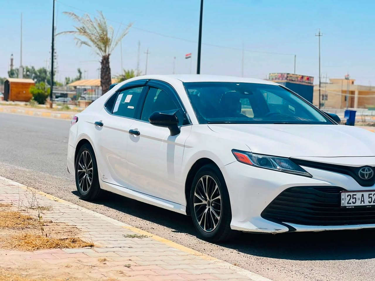 كامري 2018 بدون صبغ وتبديل بس بارد بالصندوق شبرين ماشيه 140 الف ميل كير محرك شرط لادين ولا قسط بيع فقط ومراوس بسياره اقل 
السعر 175$ 
العنوان كركوك الحويجه قرى الحلوات 
***********
