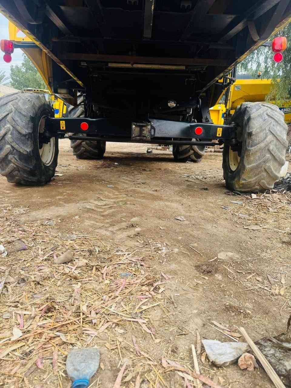 للبيع موديل 2013 حجم 5050 هيدرو دبل كشن فول كهرباء مكينه وضع عل الشركه مكينه مديومه ادامه عامه رقم أربيل وجاهزه للعمل التفاصيل أكثر اتصل على الرقم *********** العنوان نجف ناحية العباسيه رقم صاحب الحاصده انه مكلف بلنشر
