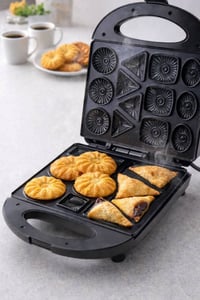 صانعة كوكيز • ١٤٠٠ واط • ٤ قوالب