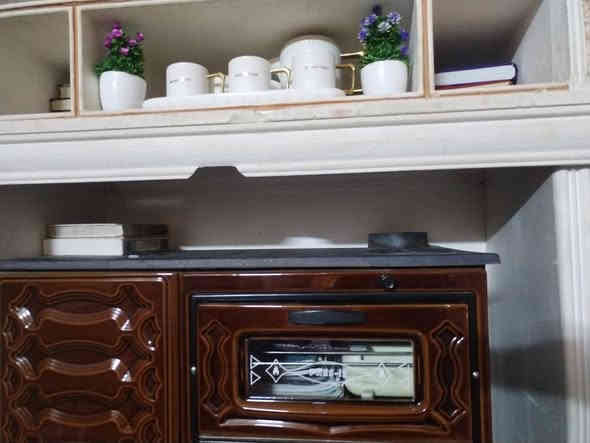 سلام عليكم 
يوجد صوبه عله الفحم و بواريه كامله والمفرقه شوايه بيه فرن 
الاستفسار 
***********
