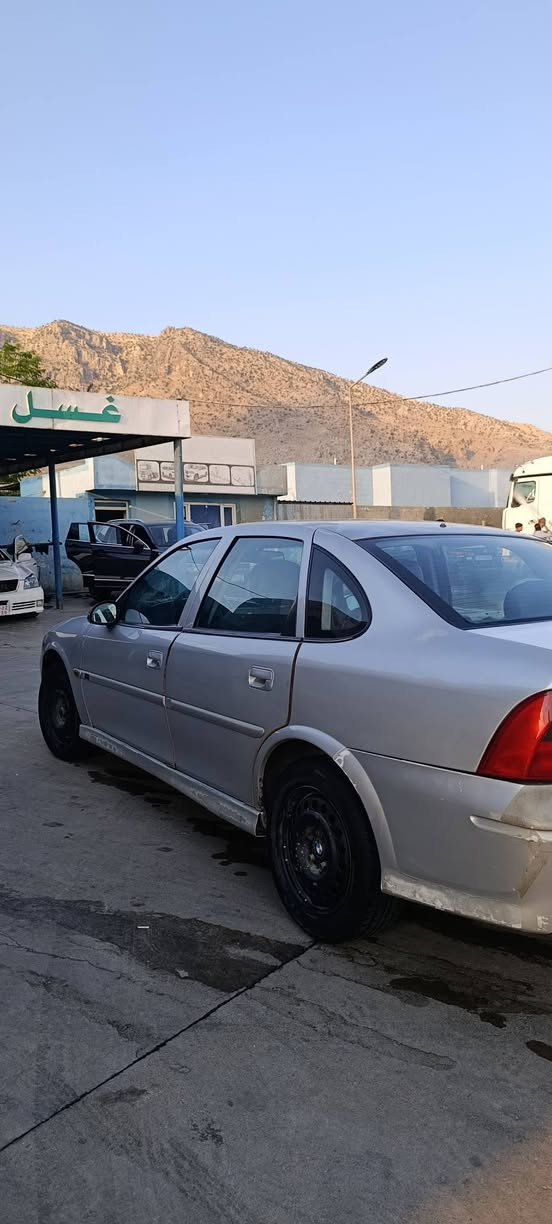 ئۆپڵ 2000سەنەوی ڕەقەم نوێ بێ بۆیاغ مەکینە گێڕ بەشەرت تەقەو ڕەقە بە شەرت کارەبای بەشەرت بێ بۆیاغ شوێن ڕانیە دەوروبەری ***********لە خزمەت دام تەلەفون بۆ ساعێبی بکەن بۆ زانیاری زیاتر 37مەعامەلە ئەدمین گیان وەری گرە زۆر سوپاس مەمنونم ئەدمین گیان
