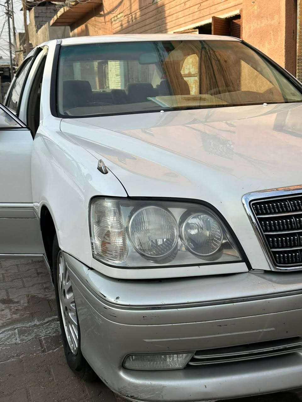 ملكه ادوات كفاله عامه السياره حاويه
فقط بيهه طخه بل باب امشر عليهه 

مكينه كير كارتون 

دكمتين كرستال اصل 
سياره جديده السعر 
مكان البصره 
السعر 70 
ترهم امراوس حسب القناعه 
***********
