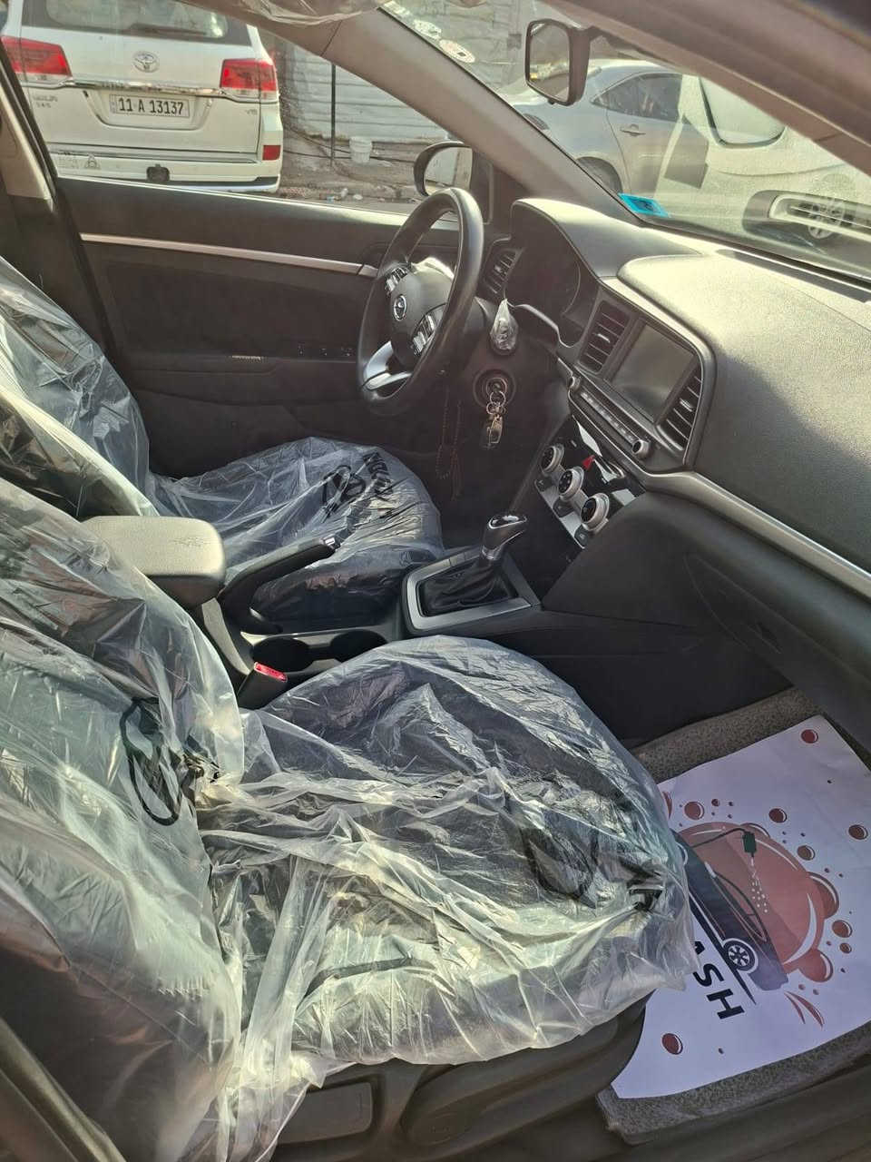 السلام عليكم سياره الانتره موديل 2019 سياره اكلين بدون اي حادث بيه فقط شبر بارد يم القبق مال البانزين  غيره ماكو السياره نضيفه الله شاهد تحديد مسار سياقه ذاتيه مكينه خير من الله سياره ربع متصرف عليه السعر 130 مكاني بغداد البياع وهاذه رقمي ***********
