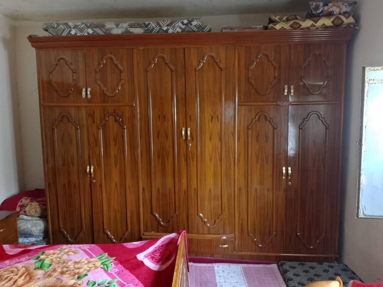 سلام عليكم غرفه لبيع في ابو غريب السعر مليون وربع ***********
