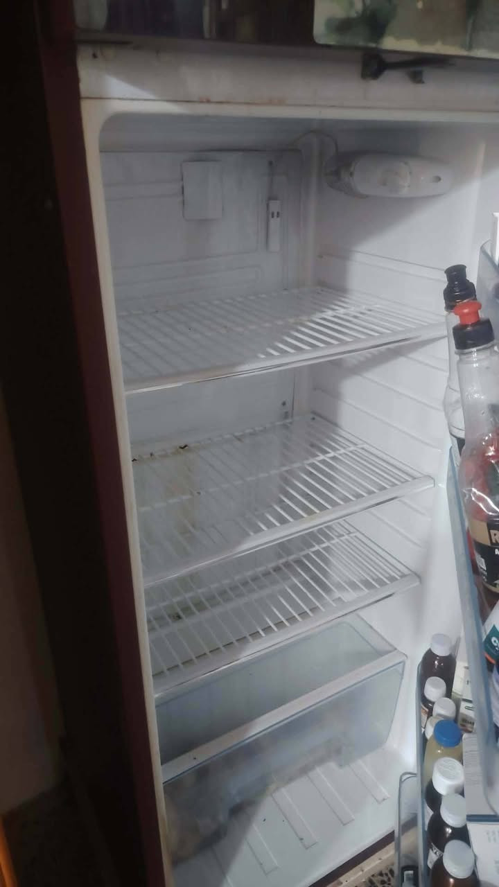 ثلاجه ال حي العربي 18قدم
السعر 150 
العنوان الموصل حي عدن


**إذا كنت صاحب هذا الإعلان وتريد حذفه لأي سبب، رجاءا أرسل رسالة إلى الدعم الفني**