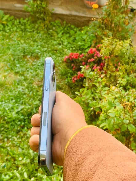 السلام عليكم 

13 pro max

ذ 256

ب 84 ( بلاد لا رفع ولامبدل )

شاشه مبدله نوعيه زينه

كامره خلفيه متشتغل يرادلهه تبديل 

كامره اماميه شغاله فول 

اتصال نت صوت كله فول 

السعر 475 وبي مجال بسيط !!

مكاني الرمادي التأميم ٣٠ تموز

***********
