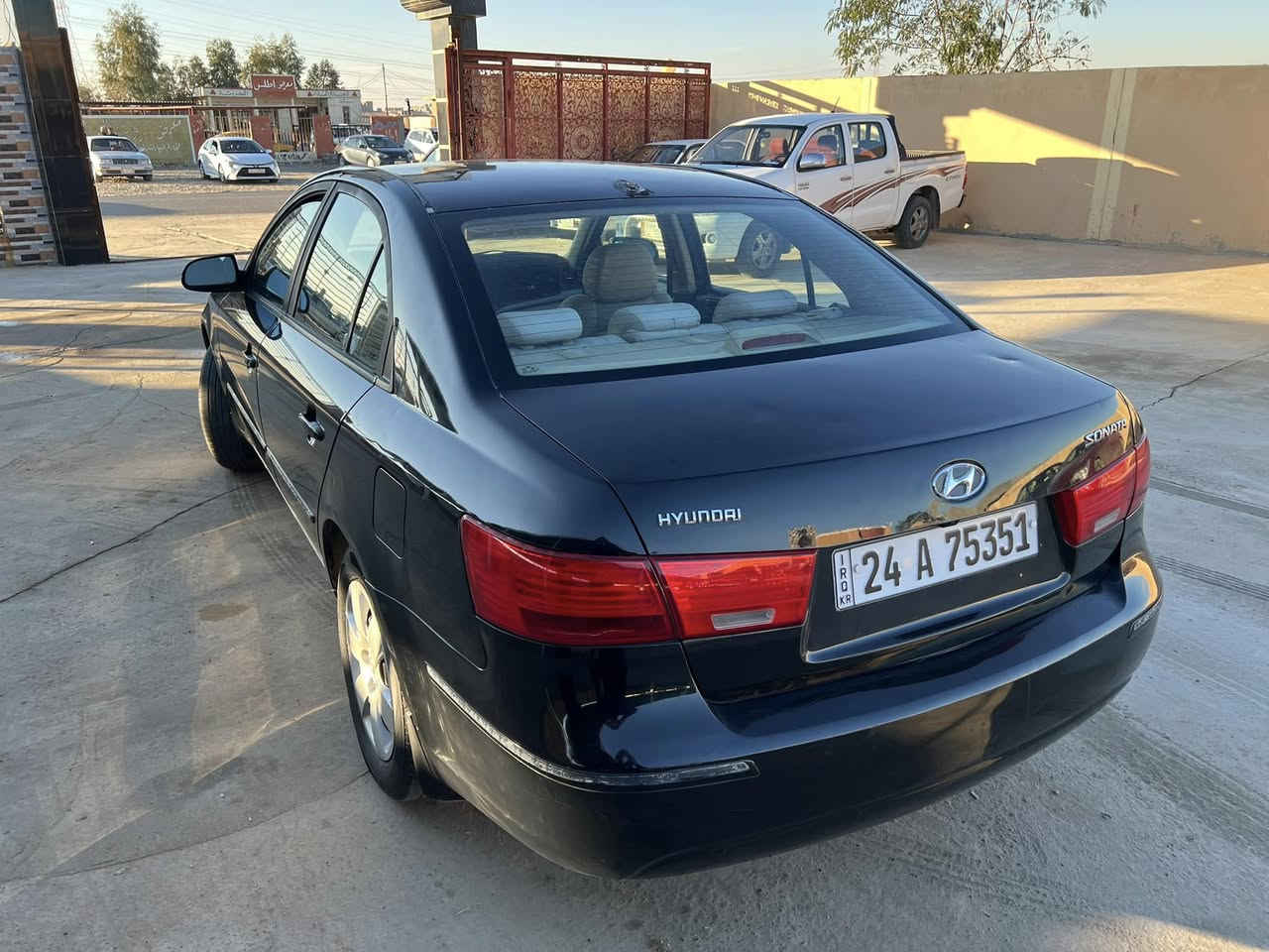 سلام عليكم 
سوناتا للبيع 
موديل 2010
كير ومحرك شرط 2400
بواير وصدر جدد 
السعر 118 وبيهامجال للطيبين 
الرقم ***********
