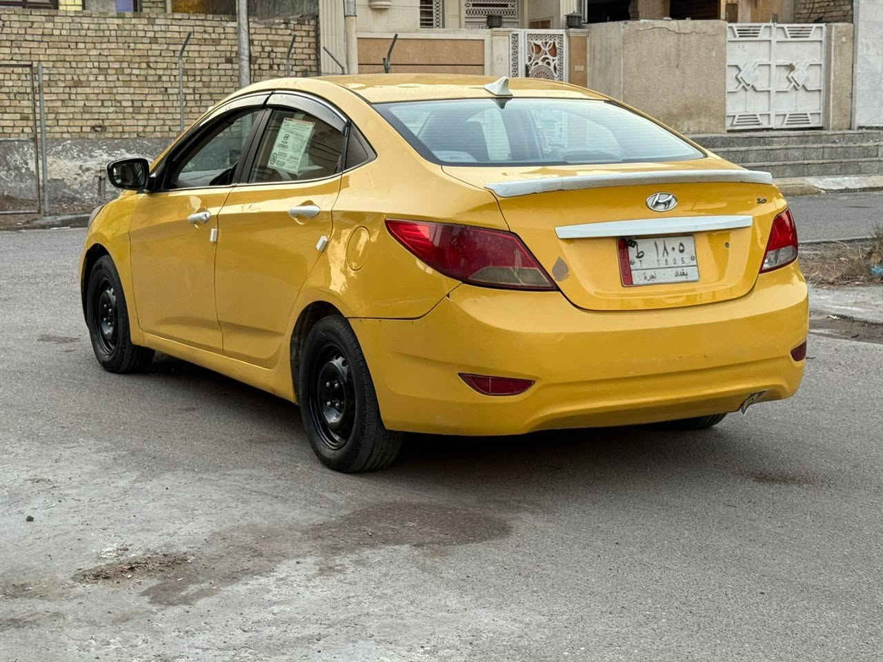 السلام عليكم 
اكسنت 2013 كير عادي خليجي محرك 1600 دوش مكفوله مــن الحادث سياره جاهزه بدون نقص كير ومحرك مكفولات صدر امامي وخلفي جديد تخم تاير جديد كهربائيات كله شغاله سياره جاهزه للاخير معروضه ب ( 72$ ) وبيه مجال بسيط مكاني بغداد الدوره للاستفسار *********** بغداد, العراق
