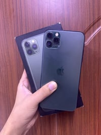 ايفون 11 برو ماكس ذاكره 512 بطاريه 73 نضافه 100‎%‎ مامفتوح ولا مبدل بي...