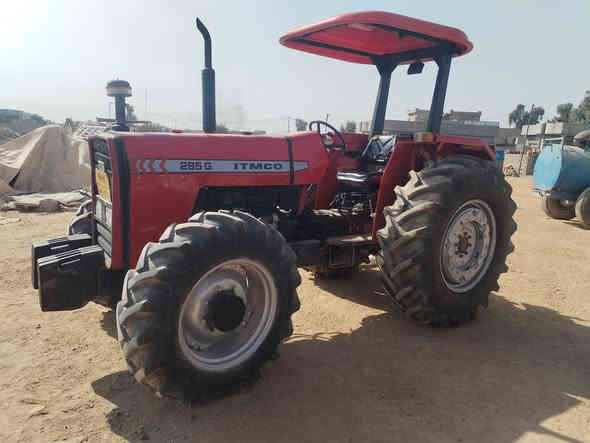 تركتر إيراني للبيع موديل ٢٠١٢ محور دبل رقم سليمانيه شرط تحويل شراي اتصل *********** اسيا *********** مكان كركوك باجوان سعر دفتر ١٠٠ ورقه
