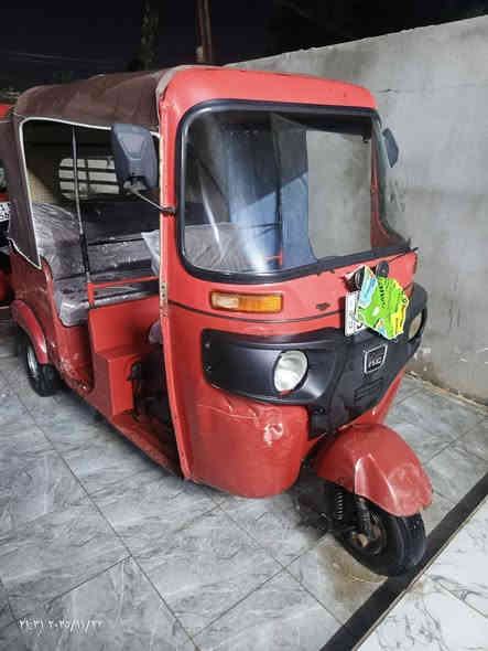 السلام عليكم تكتك موديل 2019 عادي ما مضلع غير متواجد علئ الفيس السعر 4/800 وبيها مجال  مكاني الحسينيه مال الراشديه  رقميي
‏‪***********‬‏‏
