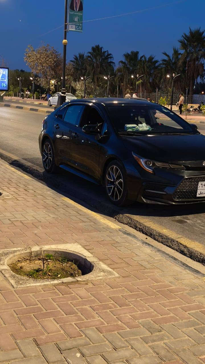 سلام عليكم
سيارة كورولا لبيع موديل 2021 
لون اسود 
موصفات عادية 
رقم اربيل 
سيارة بي نطح طلي 4 ابواب  
بدون دواخل شرط 
سعر 140 بي مجال قليل 
مكان سيارة موصل الرشيدية 
اتصل ‏‪0750 235 8408‬‏
