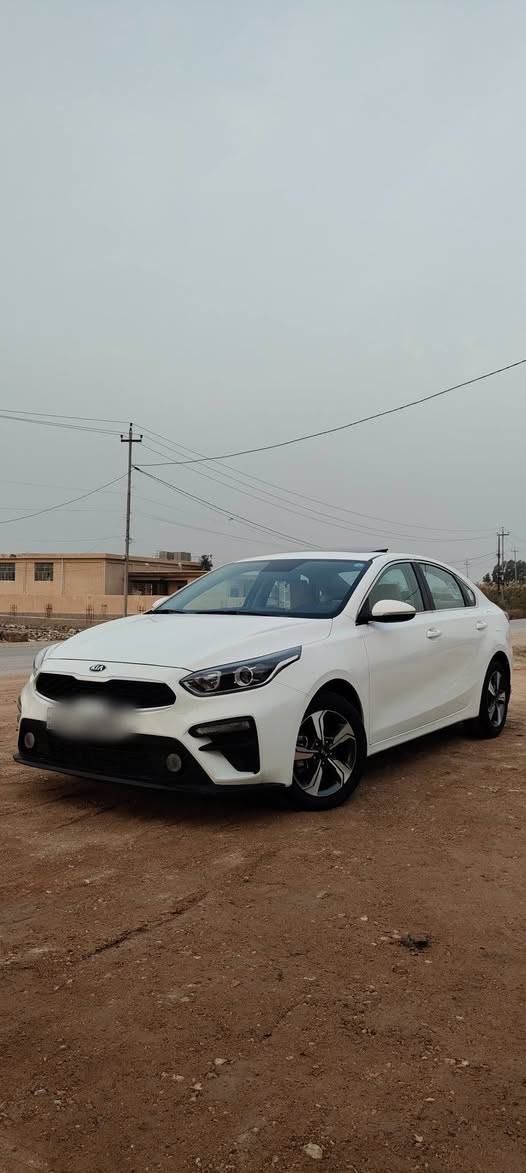 سلام عليكم كيا سيراتو 2019 خليجي كفاله عامه فول مواصفات فتحه رقم قادسيه مكان السماوة .
السعر 160 وبيها مجال للبيع فقط للاستفسار اتصال 
*********** يوجد واتساب .
