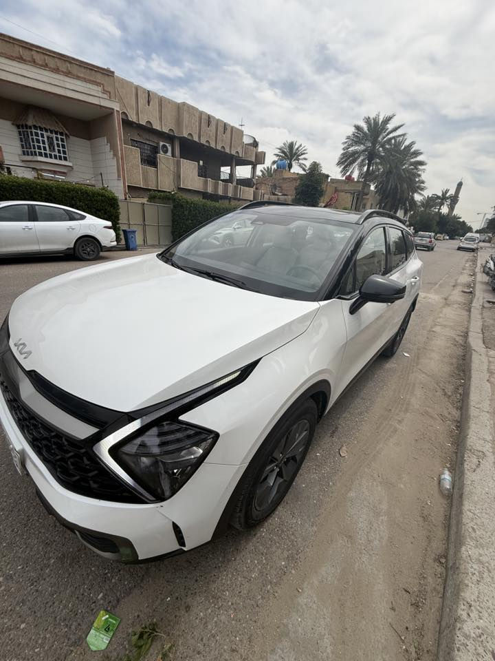 السلام عليكم
للبيع كيا سبورتج موديل 22 هايبرد 2 colour رقم بغداد وارد صيني ماشية 36 وقابل للزيادة
اربع كامرات
شاحن وايرليس
مري شفط
داخل جلد ابيض
بانوراما
شفتات ستيرن كامرة عند الاشارة
مقاعد امامية تدفئة تبريد ومقاعد خلفية تدفئة
اوتو ستوب واوتو هولد وهاند بريك دكمة
رادار امامي جانبي خلفي 
تحديد مسار وقيادة الية 
صندوك كهرباء
لايت زنون متحرك وكشافات LED
كير ماوس
شاشة كبيرة متصلة
مانع انزلاق
محرك 2000 دوش المرغوب

بيها 3 رصعات بسيطة وعلى وضعها مامعدلة بالصندوق الخلفي والباقي كله كفالة

السعر المطلوب 19500$ وبيها مجال حك الجية
مكاني بغداد 
للاستفسار الاتصال 
***********
