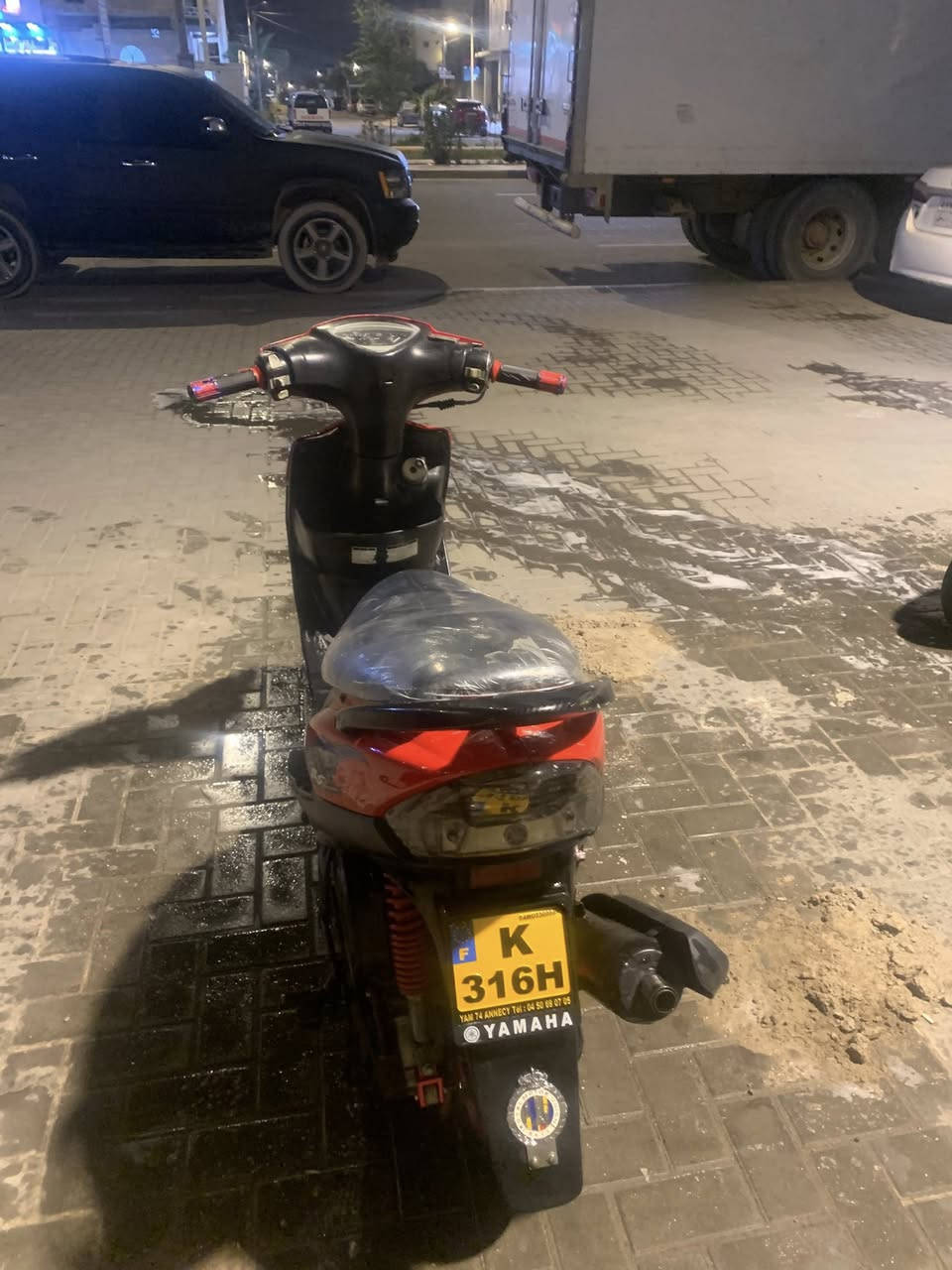 سلام عليكم اخوان ماكس عدله 49بلادي التراجه حلوه كهربايات شغاله بس الباتري عطلان سعر650 وبيه مجال مكاني حكيميه ***********بس واتساب
