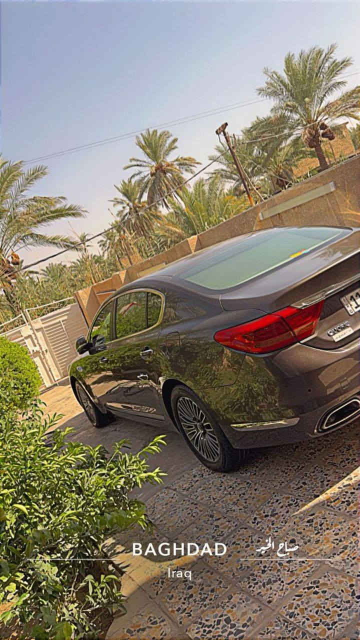 كيا كوريس 2013 خليجي فئه اولى
محرك 3800 V6
محرك وكير كفاله 
گير 8 نمر كوبرا
كل الابواب شفط 
الجنطه شفط
بصمه اربع ابواب
ستيرن كهرباء متحرك
ذاكره خزن كشن السائق والستيرن
دبل جام لعزل الصوت والحراره
رادار كل الجهات مع تحذير المنطقه العمياء 
لايتات لد ١٦ عدسه زنون ومتحرك 
زراك لايت
اكياس هواء كهرباء للراحه في كشن السائق والكشنات الخلفيه
بروجكترات لد 
كشنات جلد (النابا) افخم انواع الجلود لون بيجي
جكات تصعد وتنزل السياره
مري شفط وقلاب عالبگ لرؤيه اوضح
مرايات تعتيم للاضاءة العاليه وهيتر 
قماره شامواه فاخر 
كامرات عدد ٤ رؤيه محيطيه 360 درجه والخلفيه دواره مع الستيرن
حساسات امامي خلفي
فتحه سقف
كشنات جلد تدفئه وتبريد امامي خلفي
كشنات كهرباء امامي خلفي
شاشات عدد 3
تحكم ماوس امامي خلفي
الكشنات الخلفيه VIP 
تبريد 3 قطع
حساس مناخ اوتو يتحكم بفتح وغلق الهواء الخارجي حسب نقاوه الجو 
بردات عدد 5 بلاد
ايرباكات عدد 9
سماعات شركه لكسكون 14 سماعه
دمام عدد ٢ امامي خلفي
تحديد مسار
شاشه عرض معلومات عالجامه الاماميه 
العينه شاشه وامكانيه تغيير شكل العدادات حسب الرغبه
هاند بريك بصمه كهرباء
نضام اوتو هولد
انضمه قياده عدد 4 عادي وايكو وسبورت وثلج
نضام مانع انزلاق ABS
نضام تراكشن كونترول 
نضام حزام امان كهربائي
مثبت سرعه ورادار تفاعلى 
السياره مكفوله ماعدا صبغ الباب الخلفي جهة السايق صبغ فقط الباقي مكفول 
رقم بغداد دولي 
السعر 158 
مكان السياره بابل /حله 
***********
