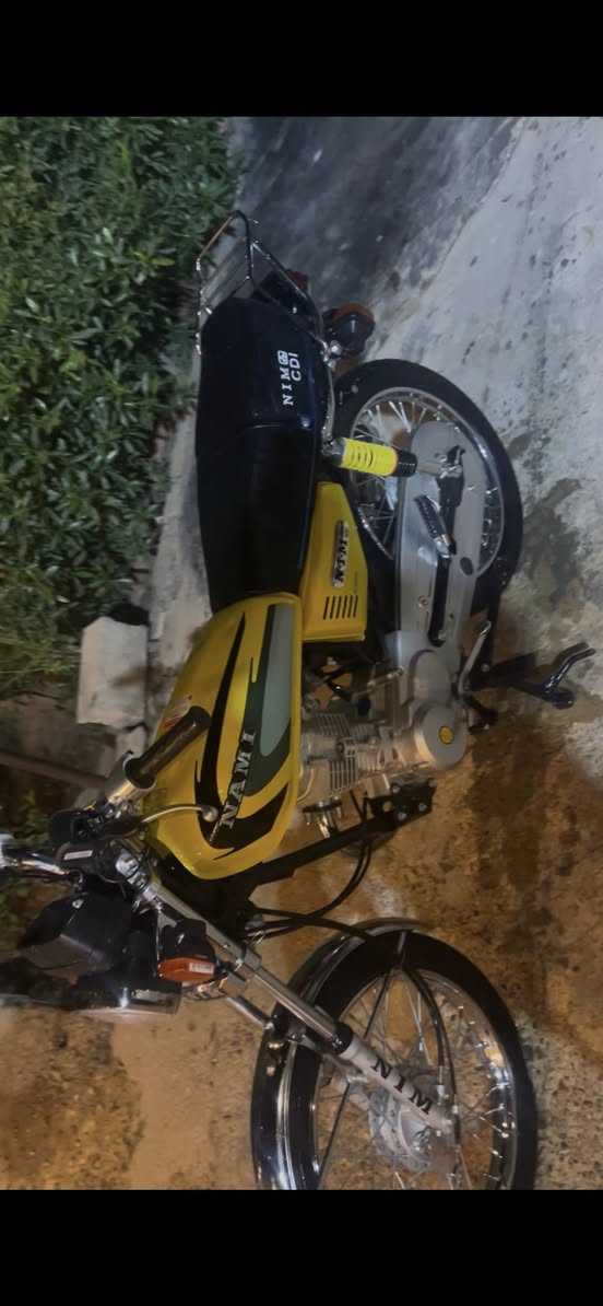 سلام عليكم نامه متياز ٢٦ اوراق كامله مابيها اي نقص كهربائيات كلها شغاله شلعه معدل  مكينه برغي مامفتوح بيها تجي وشوف بعينك لاكلبه ولاجفيه ولادعمه  سعر 725وبيها مجال*********** شراي اتصل
