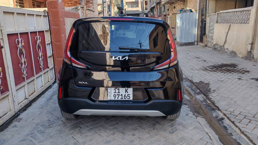 كيا سول 2024 
تبديل چاملغ ايمن
ايرباك ( بصف السايق ) 
سيارة جديدة ماشية 23 الف كاملة 
السعر 16 الف و بيها مجال
الرقم جديد و السنوية باسمي 
للتواصل 
*********** بغداد, العراق
