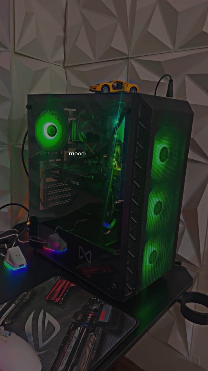 المعالج (CPU): Intel Core i5-6500
 كارت الشاشة (GPU): Nvidia GeForce GTX 1050 Ti
 الهارد والتخزين: 265 للنظام  + هارد إضافي بمساحة 2TB. سعر 350 كركوك, العراق


**إذا كنت صاحب هذا الإعلان وتريد حذفه لأي سبب، رجاءا أرسل رسالة إلى الدعم الفني**