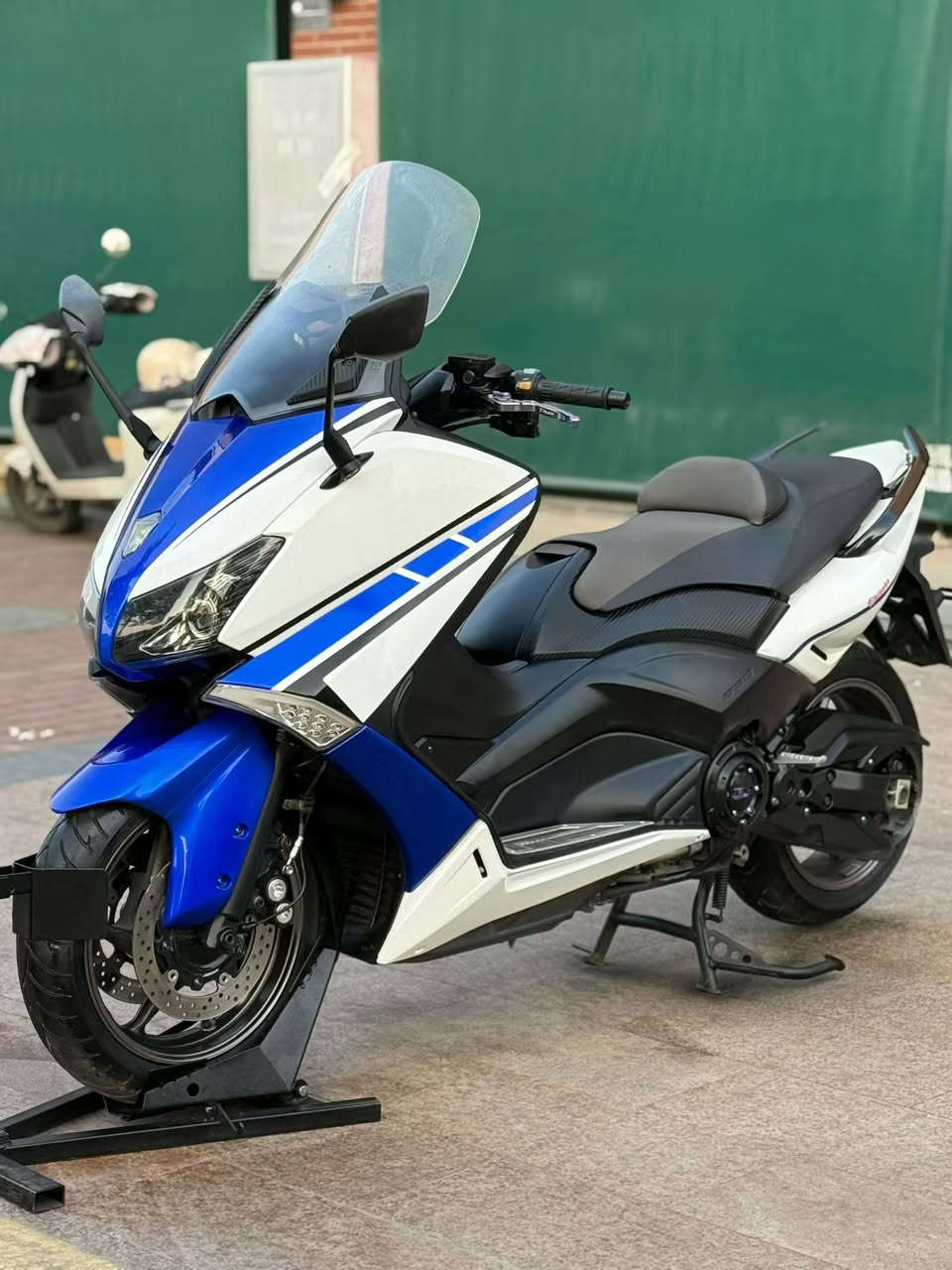 Timax530
2013
45ورقه
ضمان محرك وقير – بدون أي حادث
✅ الدراجة موجودة خارج البلد

🚢 مدة الوصول إلى السليمانية:
⏳ من 45 إلى 90 يوم بعد الدفع

📞 أرقام التواصل:
 • ***********
 • ***********
 • ***********

‎📢 تنويه مهم:
أعزائي الكرام، جميع الدراجات النارية الموجودة خارج البلد تصل خلال 45–90 يوم.

أعتذر إن كانت هذه المنشورات قد سببت إزعاجاً أو مشاكل لبعض الأشخاص 🙏

💼 لمن لديه شركة نقل في الصين أو اليابان:
يمكنني إرسال الدراجة النارية مباشرة إلى شركتكم،
✔️ جميع الدراجات بأسعار أرخص
💰 اقل 500$ فقط
وبالمناسبة، الأسعار حقيقية وصحيحة.

أعلم أن بعض الناس تفاجأوا من الأسعار،
وأؤكد لكم بإذن الله سأحاول جعلها أرخص قدر الإمكان 🤝

🌹 شكر خاص لإدارة الكروب

🎥 تابعونا على تيك توك:
‏👉 https://www.tiktok.com/@madeinjapan919
‏👉 https://www.tiktok.com/@samuraiskill1

📌 يمكنكم متابعتي على تيك توك لمشاهدة أحدث الدراجات
