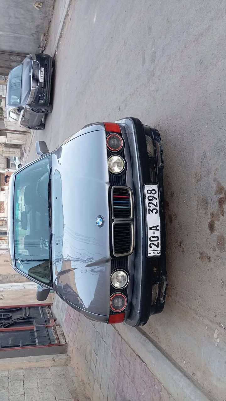 سلام عليكم بي ام ٧٣٥
موديل ١٩٩١ بسمي سنويه لحد ثلاثين 
البيع مكاني كربلاء  ***********
تبريد شغال كهربائيات كلهه كامله 
زنون جديد هورن جديد 
مكينه جديده شادلهه  ٧٣٠ مفتوح
عربانه الوره شادلهه جديده 
مشكله بيهه بل كير فقط وهيه وبارده تتاخر بل تنميره 
من تحمه  كير كلش طبيعي نمره سلسات 
رقمي بي واتساب
